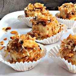 Toasted Coconut Cornflake Crunchy Bananas