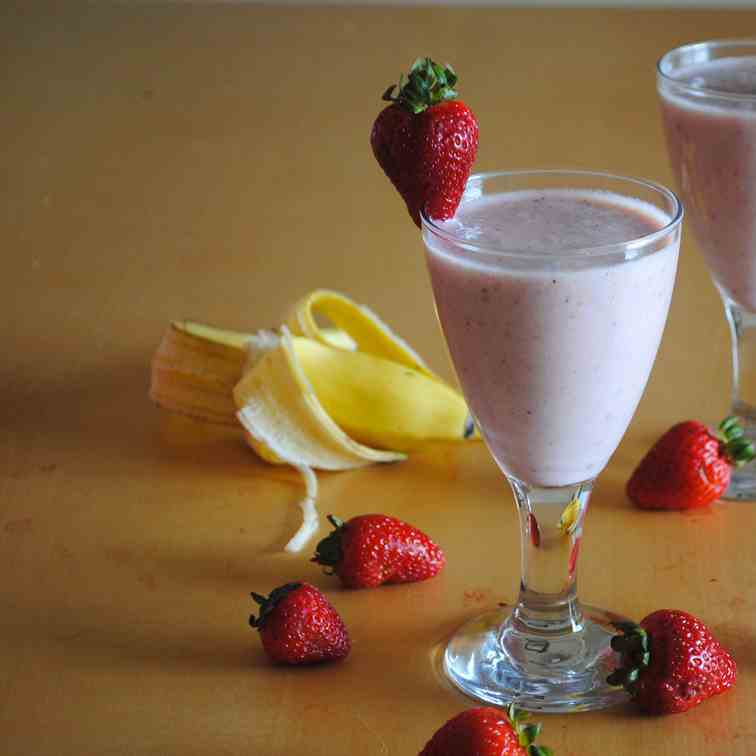 Strawberry Banana Milk-Shake