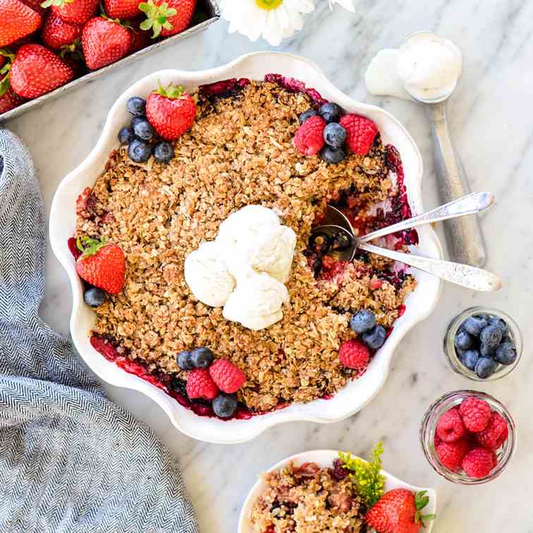 Healthy Berry Crisp