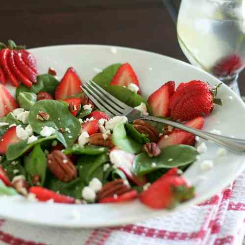 Spinach and Strawberry Salad