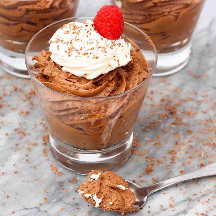 4 Ingredient Chocolate Mousse