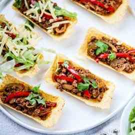 Spicy Veggie Tacos with Guacamole