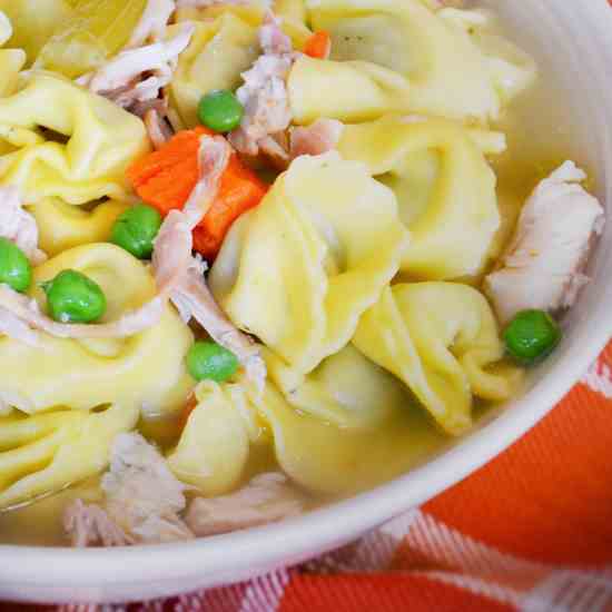 Chicken Tortellini Soup