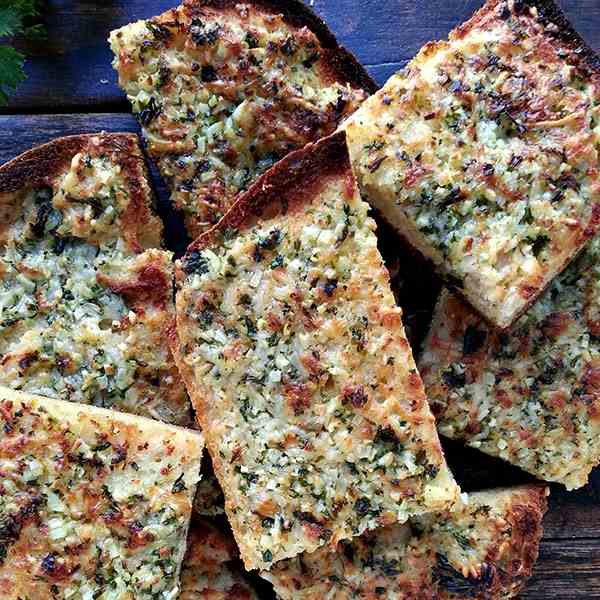 Gluten-free garlic bread