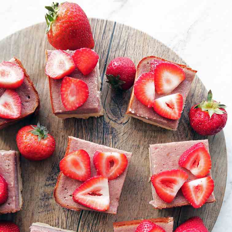 Easy Strawberry Shortbread Bars