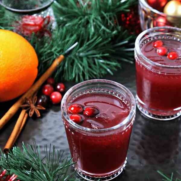 Cranberry Honey Blossom Cocktail