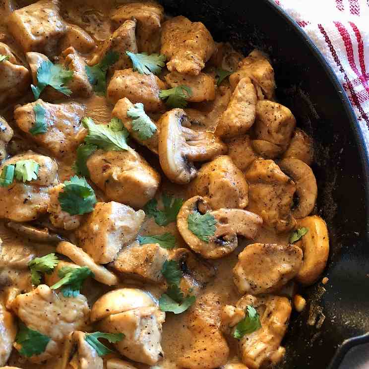 Creamy Garlic Mushroom Chicken