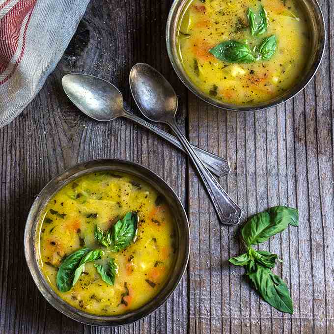 Chicken artichoke lemon soup