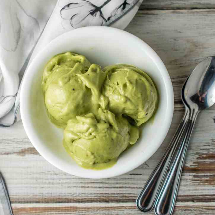 Healthy Matcha Green Tea Ice Cream