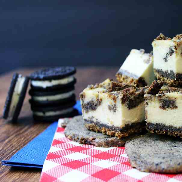 Oreo Cookie Cheesecake Squares