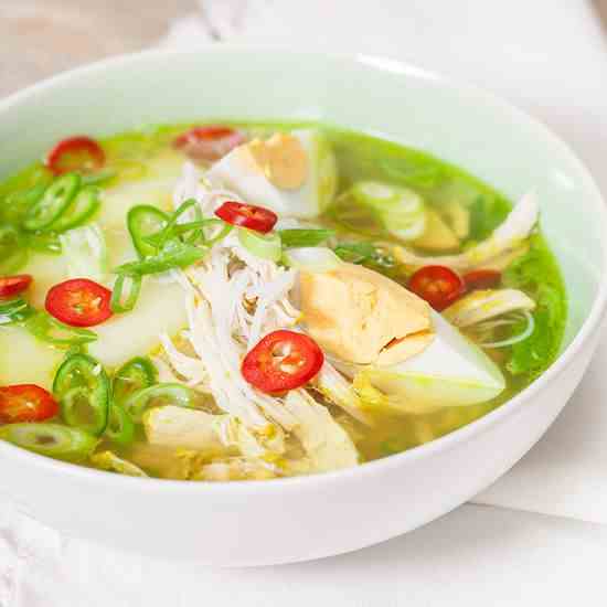 Malaysian chicken noodle soup