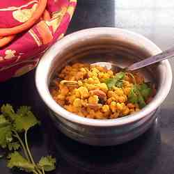 Bengal gram lentils with raisins