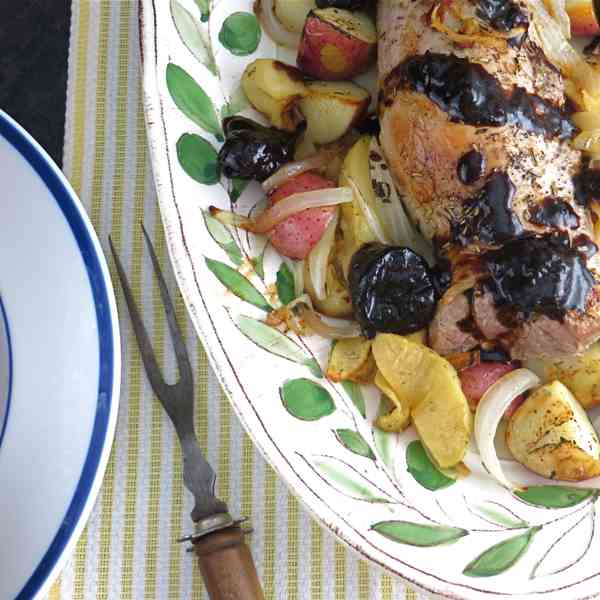 Pork tenderloin with pork and dried plums