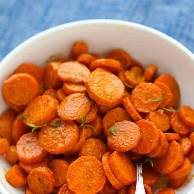 Honey Turmeric Glazed Carrots