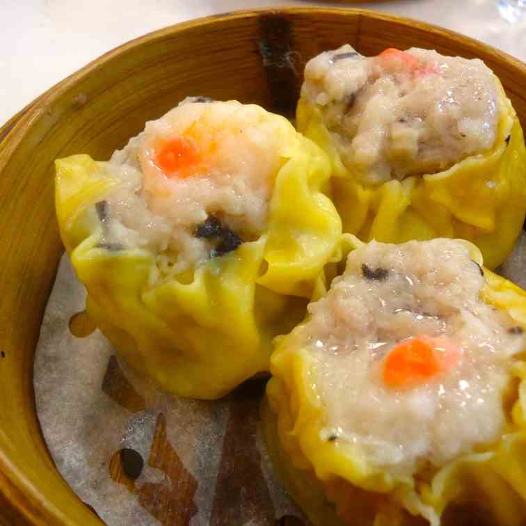 Chinese Shrimp Dumplings (Shiu Mai)