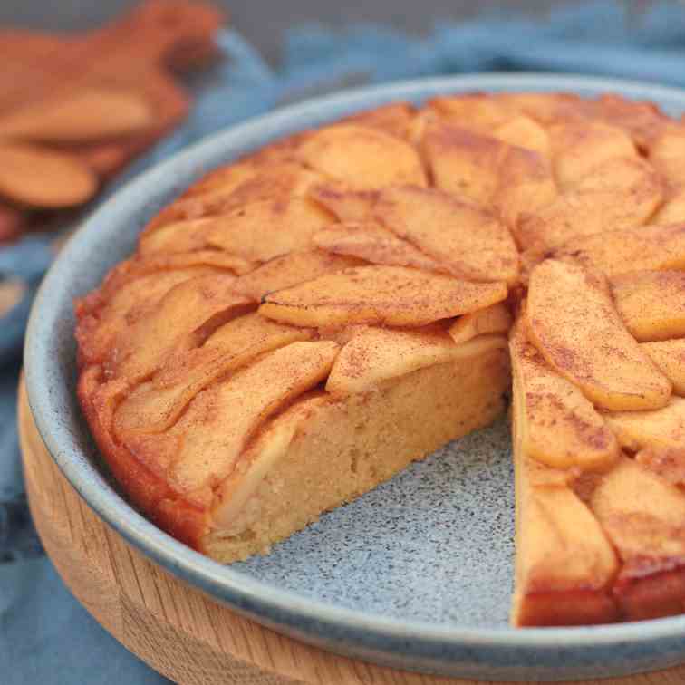 Apple Upside-Down Cake