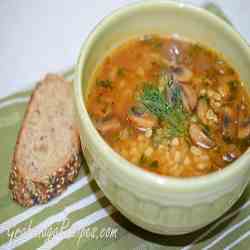 Slow Cooker Mushroom Barley Soup