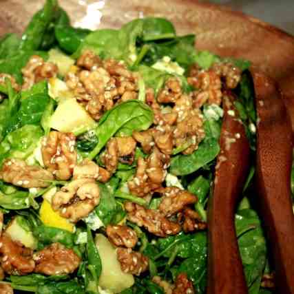 Spinach, Blue Cheese a Pear Salad w Walnut