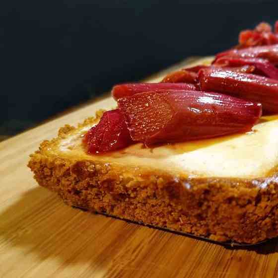 White Chocolate Rhubarb Cheesecake