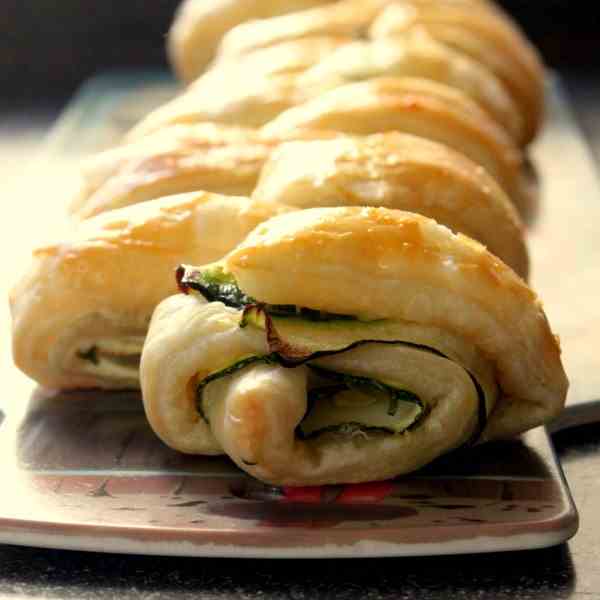 Puff Pastry and Zucchini Roll