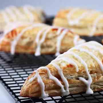 Apple Turnovers With Custard Pie