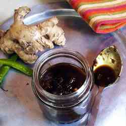 Sweet and Sour Ginger Chutney