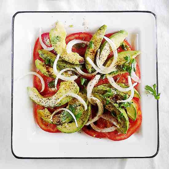 Tomato Salad with Avocado and Onion