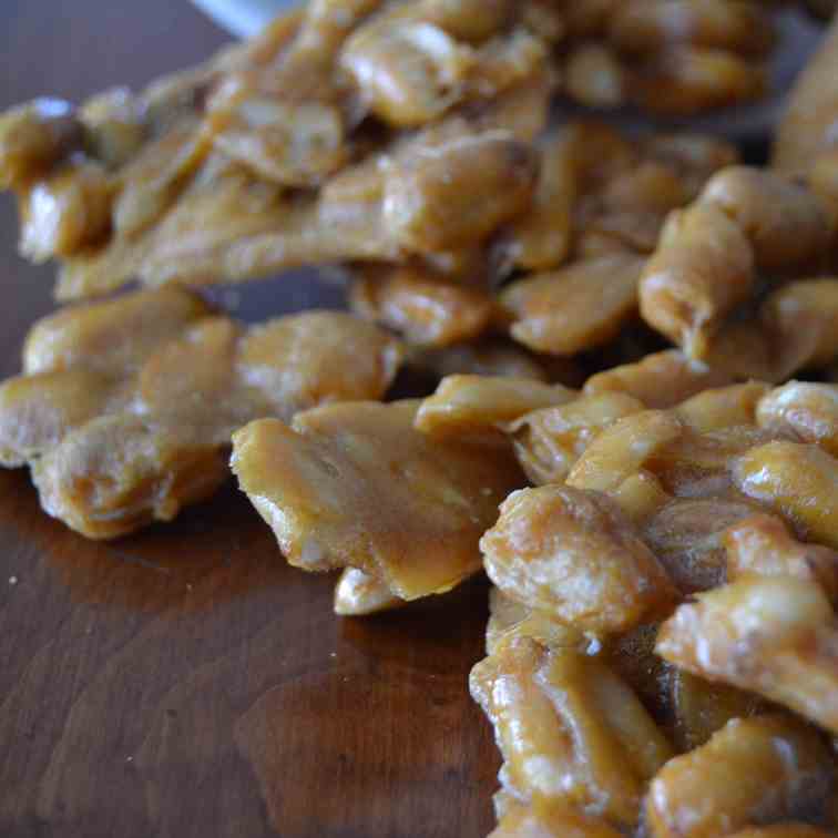 Vernel's Peanut Brittle