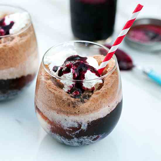 Fresh Cherry Cola Floats