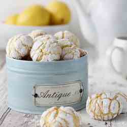 Lemon crinkle cookies