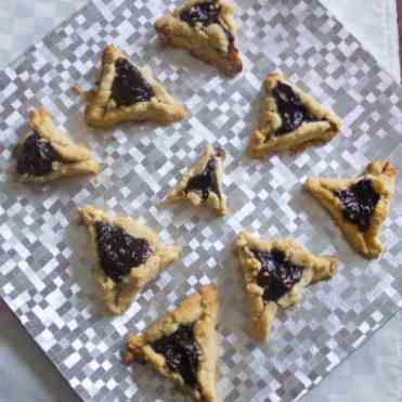 Vegan Prune Hamantaschen