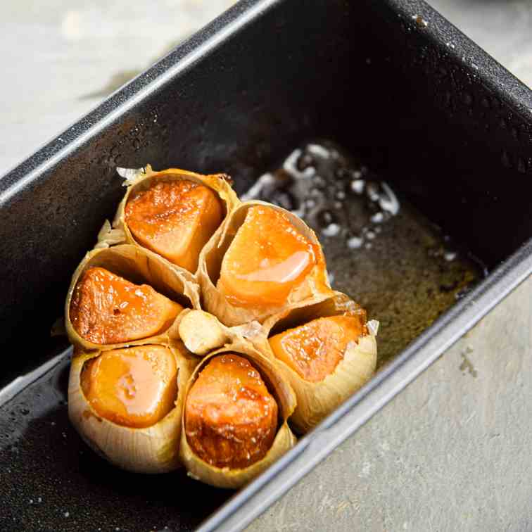 How to Roast Garlic- 3 Ways