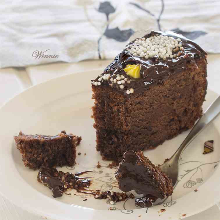 Decadent Chocolate Fudge Cake