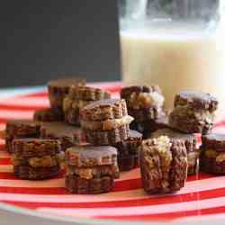 Raw Cacao Pecan Creme Cookies