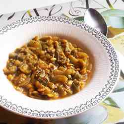Sponge gourd and split chickpea curry