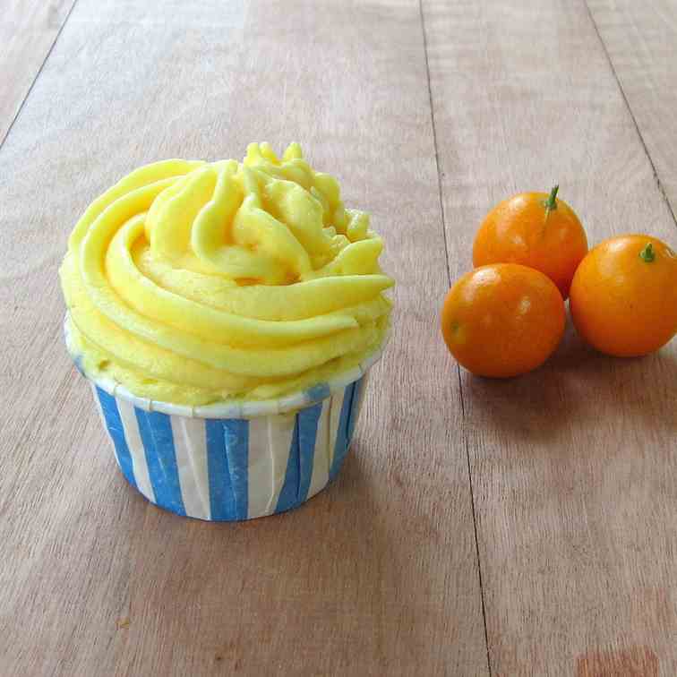 Lemon, Kumquat & Poppy Seed Cupcakes