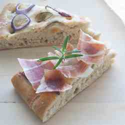 Onion rosemary bread