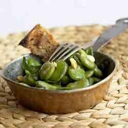 Broad beans with mint & garlic
