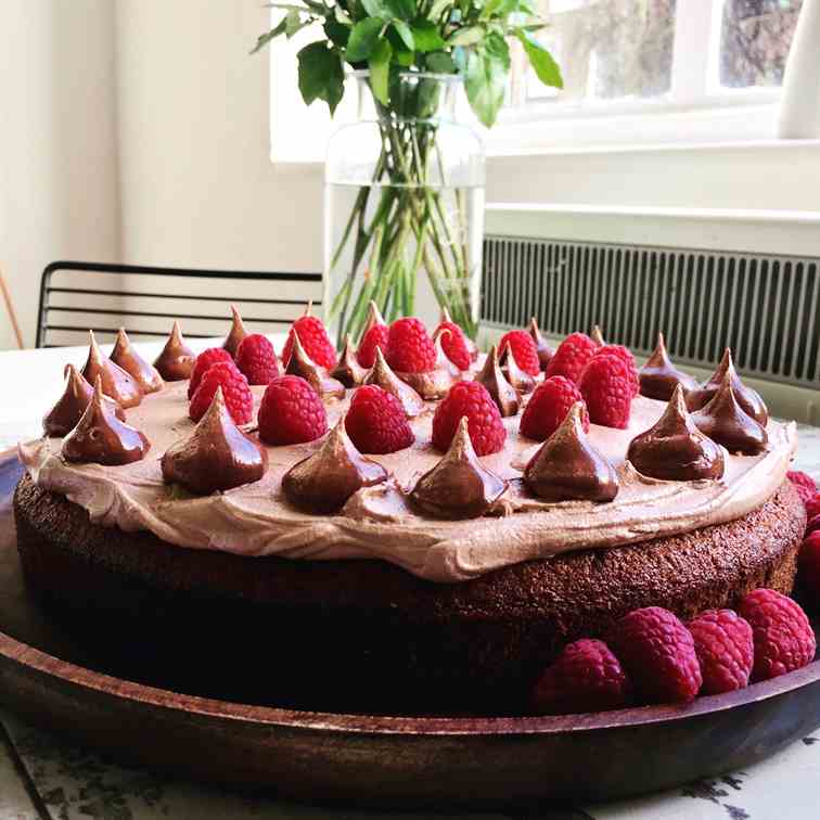 Nutella chocolate red wine cake