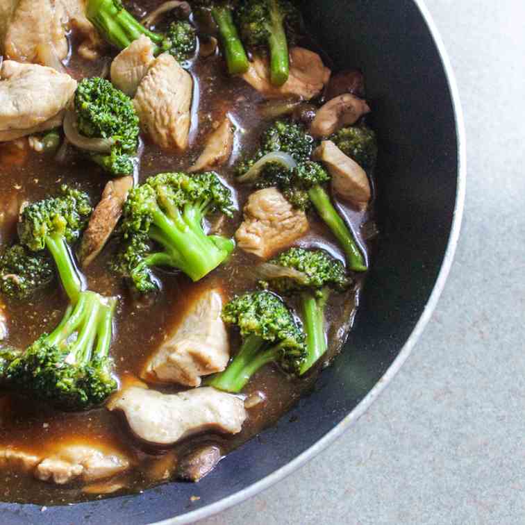 Chicken and Broccoli with Mushrooms