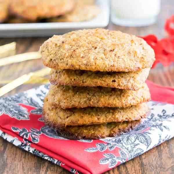 Banana hazelnut cookies