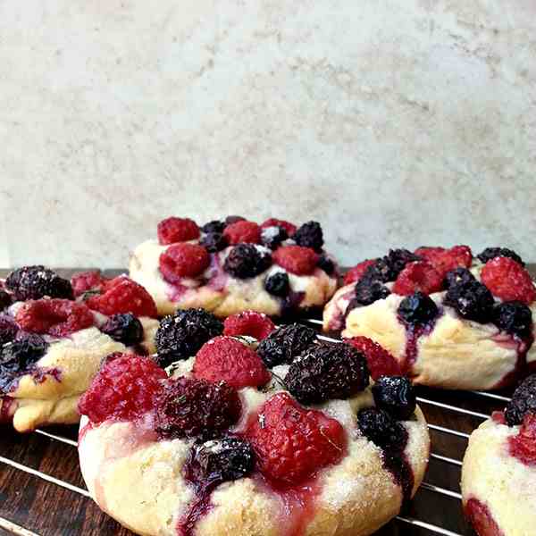 Fruit focaccia