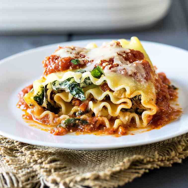 Chicken Lasagna Roll-Ups