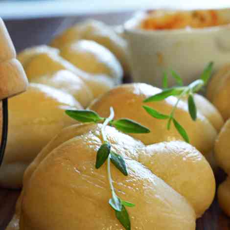 Garlic knots recipe 