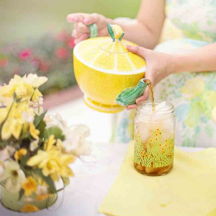 Tea for young and healthy skin