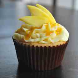 “Mango-licious” Mango Cupcakes