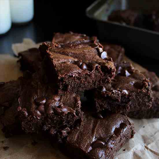 Chocolate Chunk Caramel Fudge Brownies