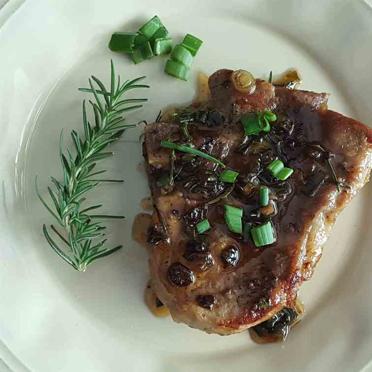 Rosemary Chardonnay Pork Chops