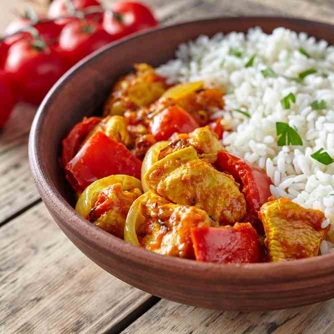 Slow Cooked Creamy Turkey Jalfrezi - Rice