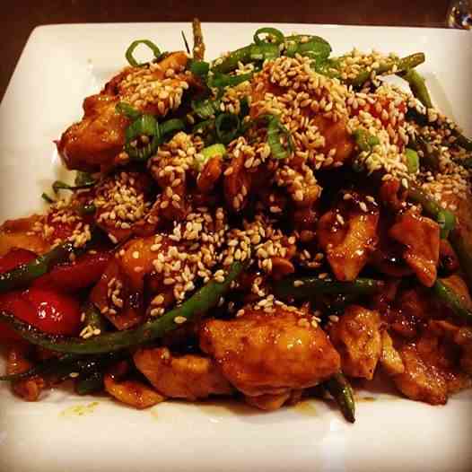 Stir-Fried Chicken, Green Beans, & Peppers